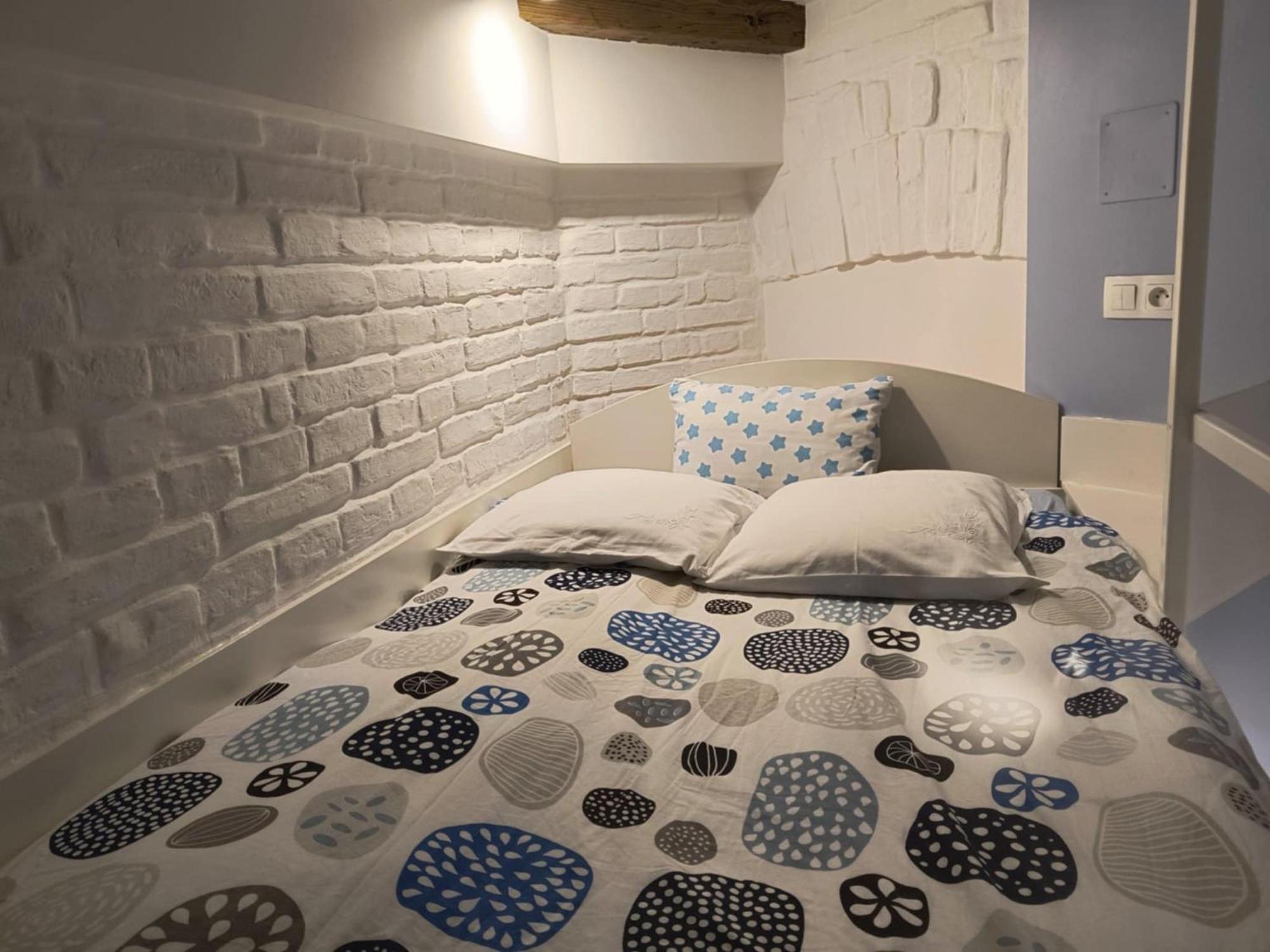 Wawel Hostel クラクフ エクステリア 写真